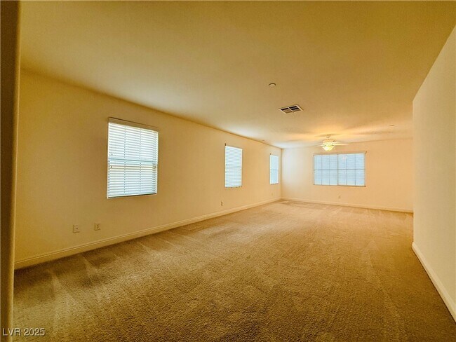 Building Photo - 285 Mandarin Hill Ln