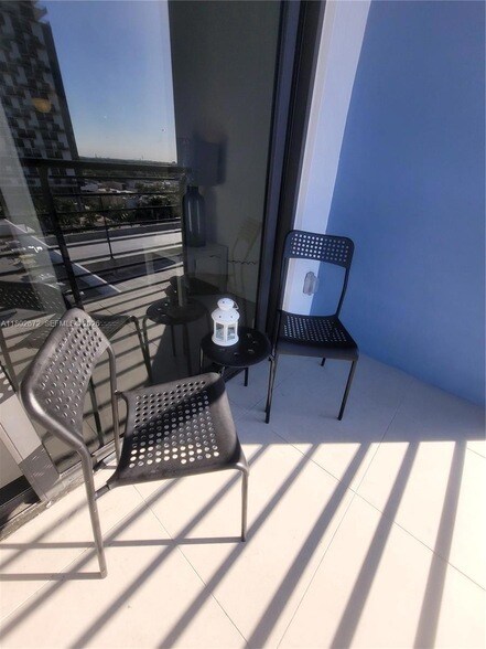 Building Photo - 5350 NW 84th Ave