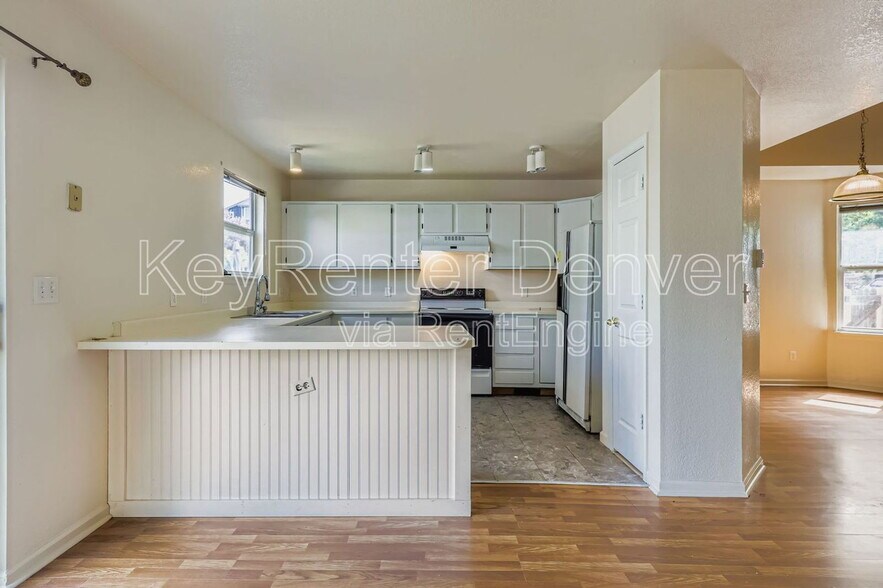 Building Photo - 12266 Ivy Ct