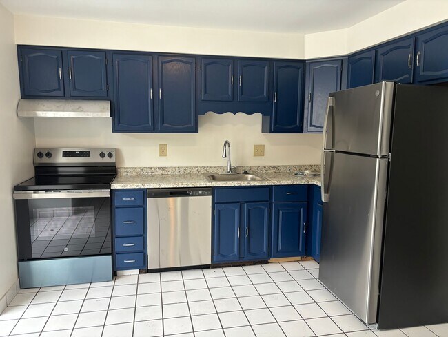 Building Photo - Home For Rent - Thornberry Townhomes!