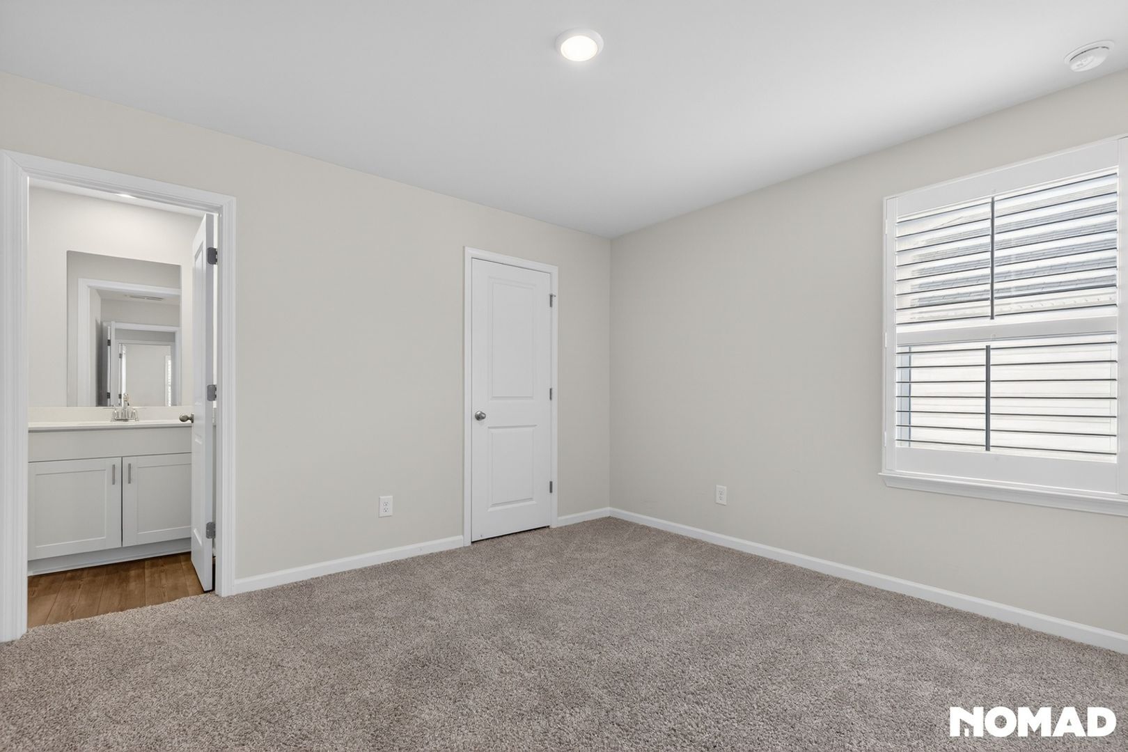 Building Photo - 6039 Hickory Crk Ct