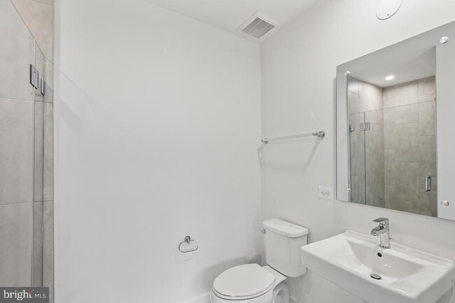 Building Photo - 1211 Northside Park Blvd