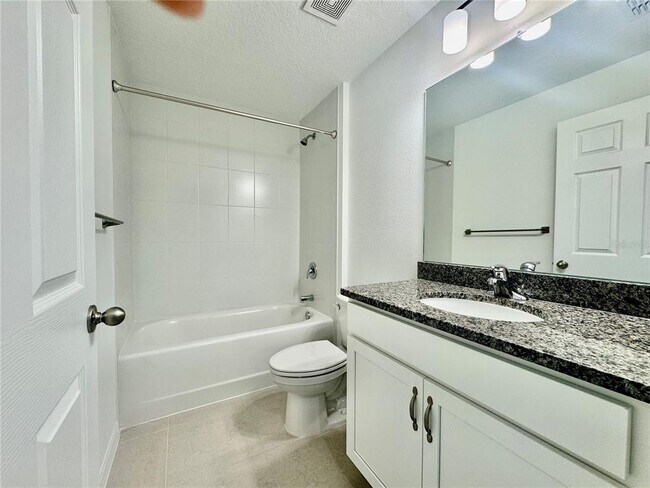 Building Photo - 8 Coral Reef Ct N