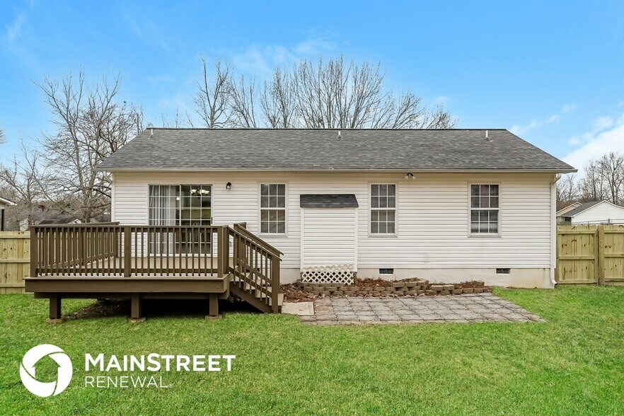 Building Photo - 1 Savannah Ln