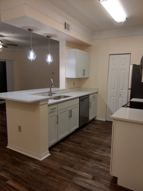 Building Photo - 11541 Villa Grand