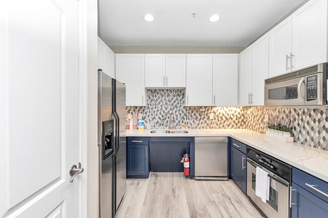 Building Photo - 2299 Lone Star Dr