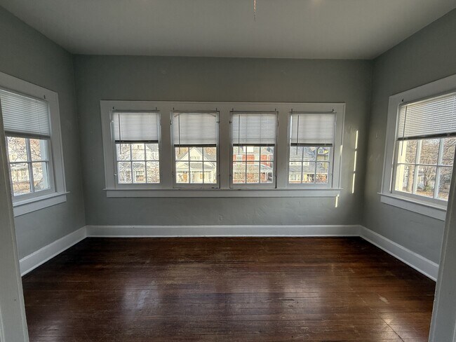 Building Photo - 1217 S 7th St