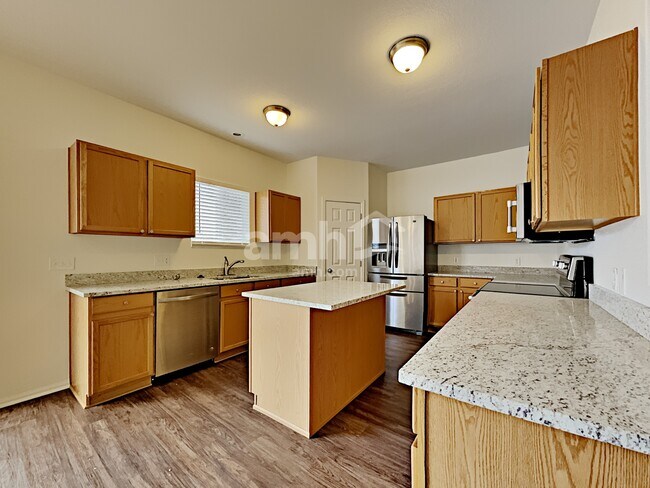 Building Photo - 15833 E 98th Pl