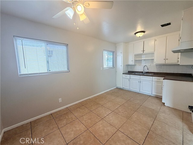 Building Photo - 1548 N 11th Ave