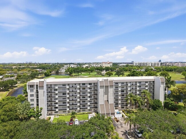 Building Photo - 3100 W Rolling Hills Cir