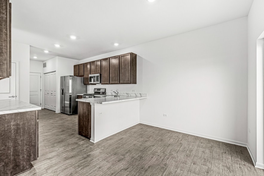 Building Photo - 1892 E 110th Ln