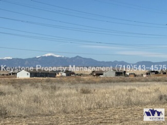 Building Photo - 1051 E Platteville Blvd