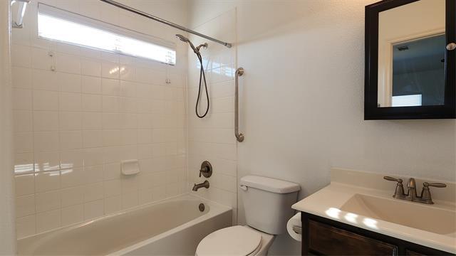 Building Photo - 1369 Crescent Cove Dr