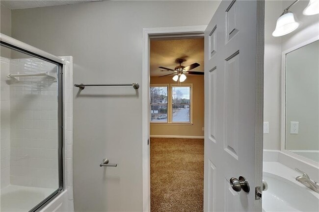 Building Photo - 4440 Coventry Ct