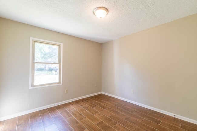 Building Photo - 3308 Spring Valley Cove