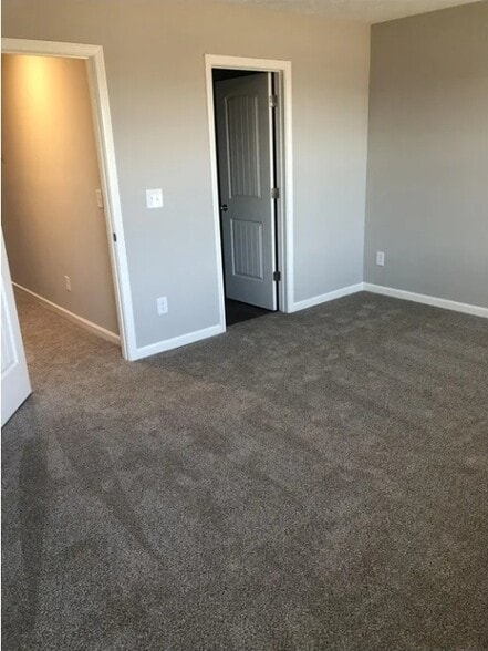 Master - 628 Bradburn Village Cir