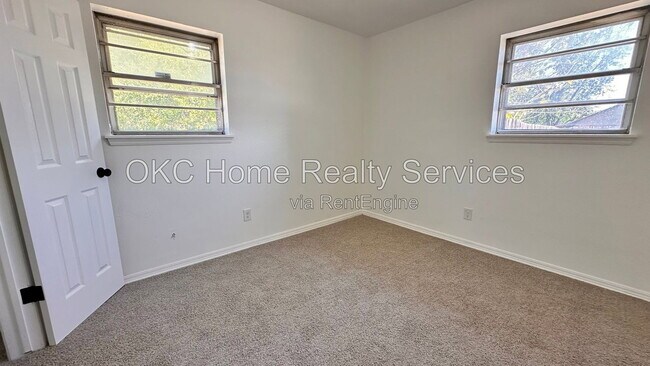 Building Photo - 4300 Bonaparte Blvd
