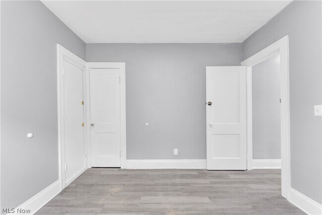 Building Photo - 10613 Sandusky Ave