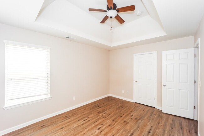 Building Photo - 107 Seabreeze Trail