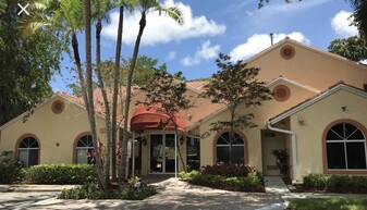Building Photo - 1135 Coral Club Dr