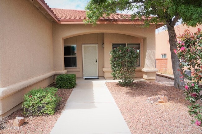 Building Photo - 5211 Kylene Pl