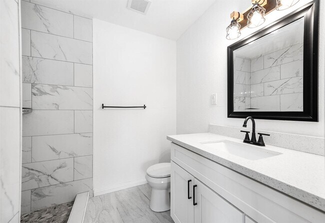 Building Photo - 4356 Phlox St