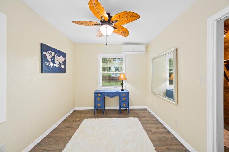 Building Photo - 245 S Rhodes St