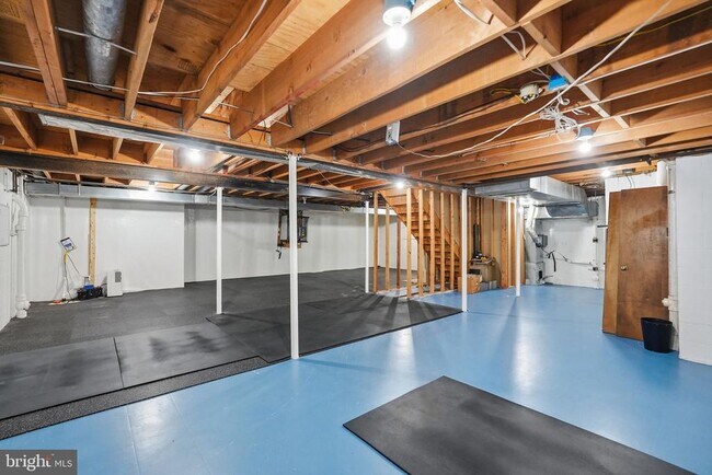 Building Photo - 1 Springer Ct