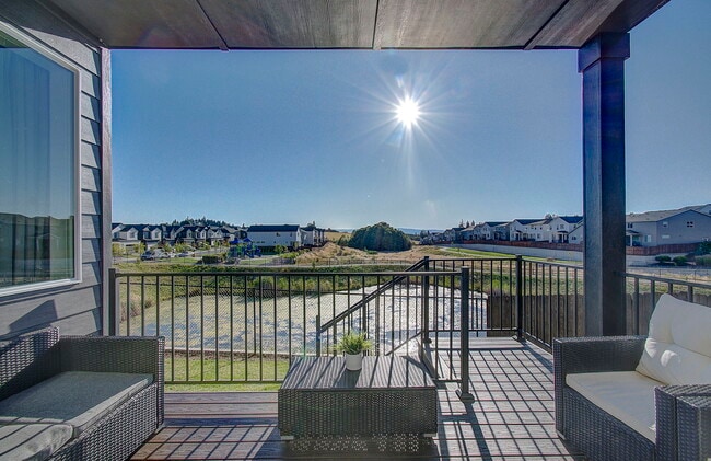 Building Photo - 17606 NW 7th Ave