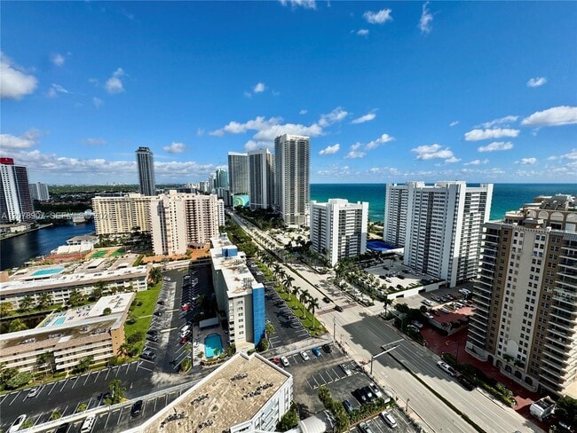 Building Photo - 1945 S Ocean Dr