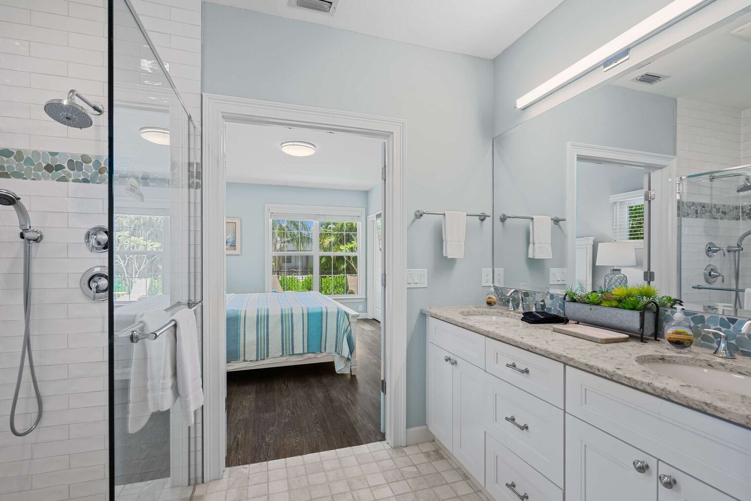 Building Photo - 551 91st Ave N