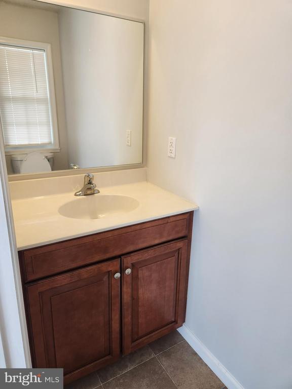 Building Photo - 28 Holler Rd