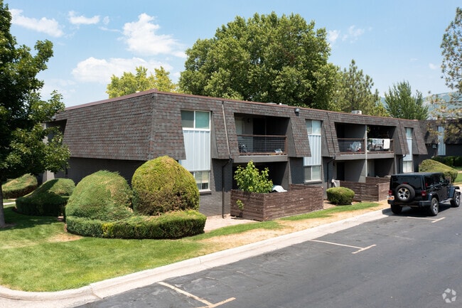 Building Photo - The Park At Bountiful