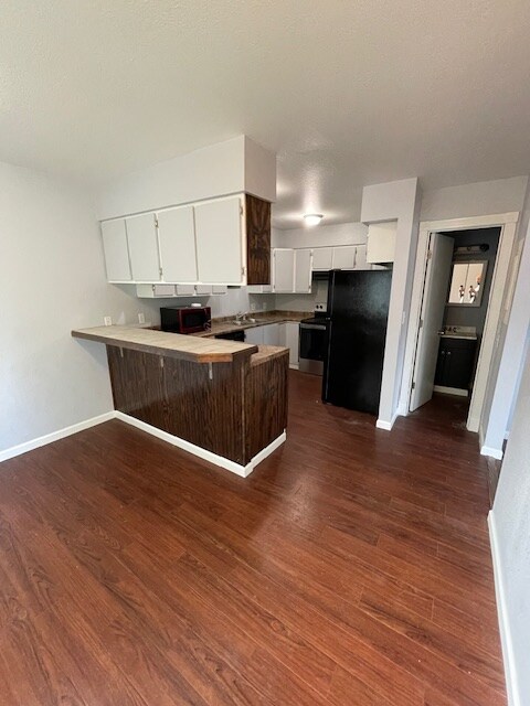 Building Photo - 8807 Washburn St