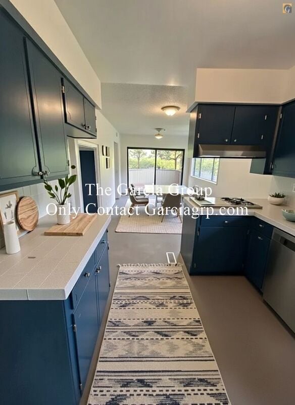 Building Photo - 17050 SE Gurnee Ave