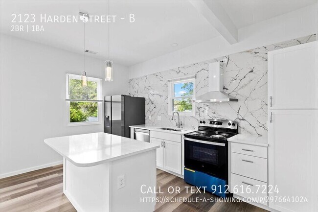 Building Photo - 2123 Harden St