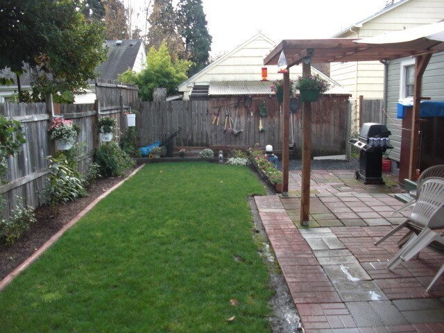 Building Photo - 2 Bedroom Home in Bethel-Danebo Area