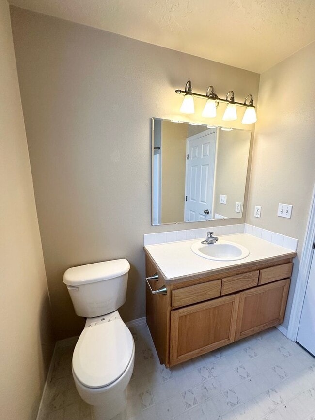 Building Photo - Single Story home in Central Boise available in July 2026!