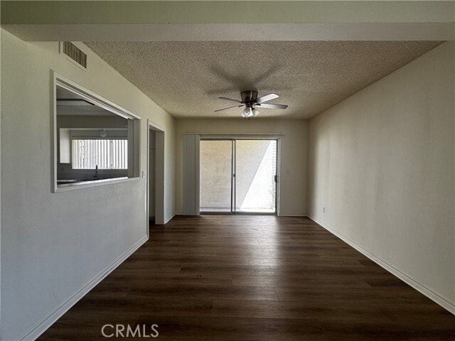Building Photo - 475 E Cypress Ave