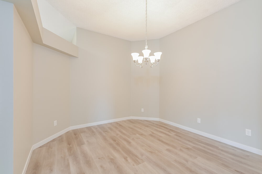 Building Photo - 360 Dooley Dr