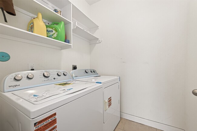 Building Photo - 3002 Overbrook Meadow Ln