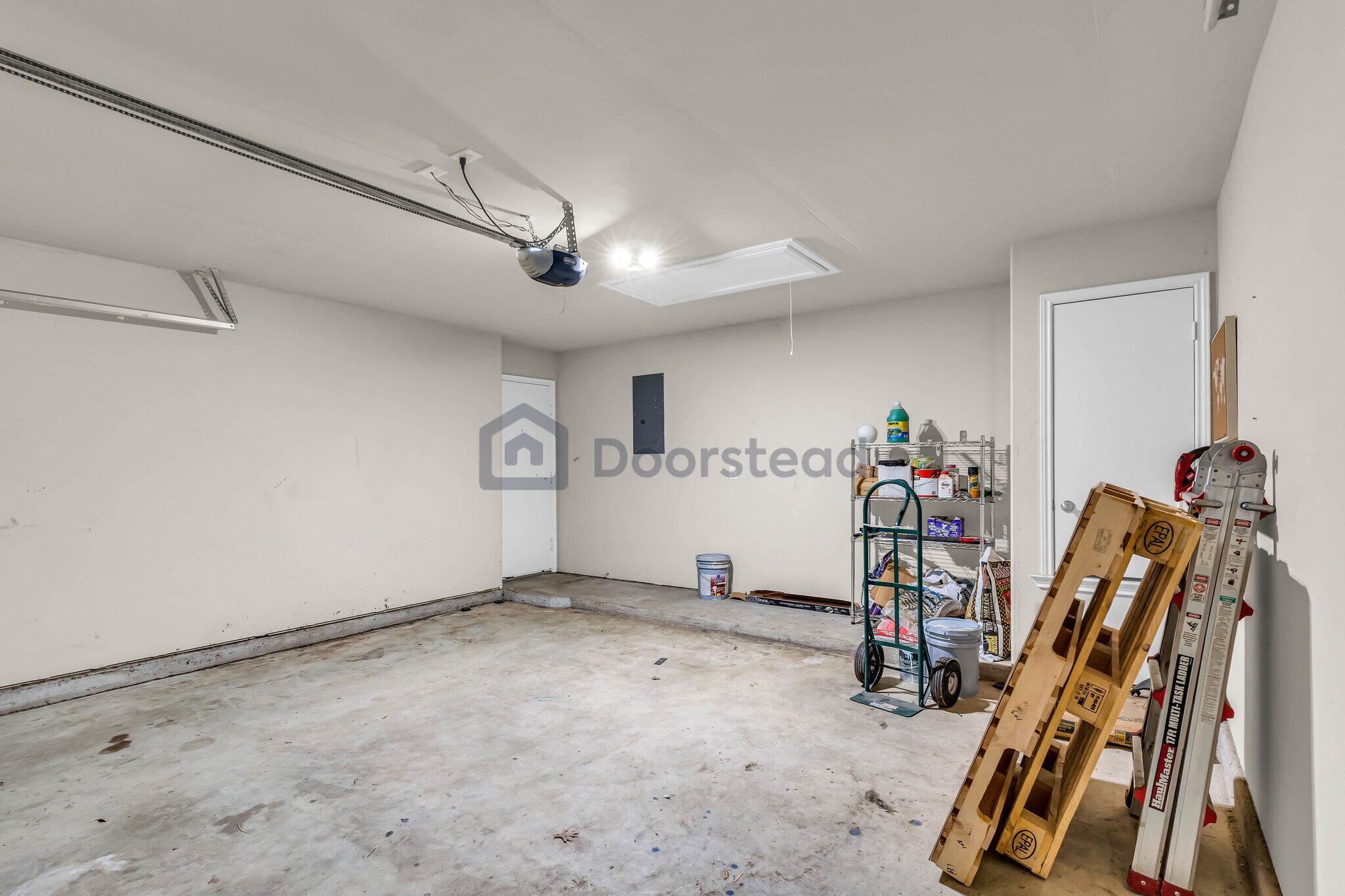 Building Photo - 9405 Sweetgum Dr