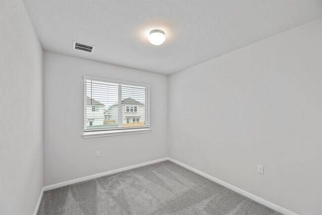 Building Photo - 17212 Adoro Dr