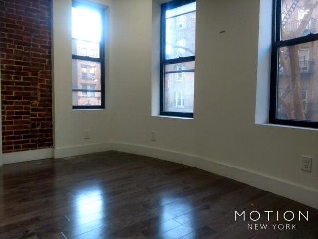 Building Photo - 4 bedroom in NEW YORK NY 10027