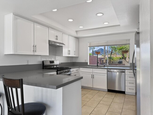 Building Photo - 76946 Kentucky Ave