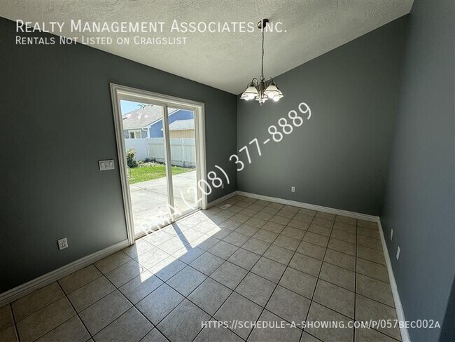 Building Photo - 17614 Silk Ave