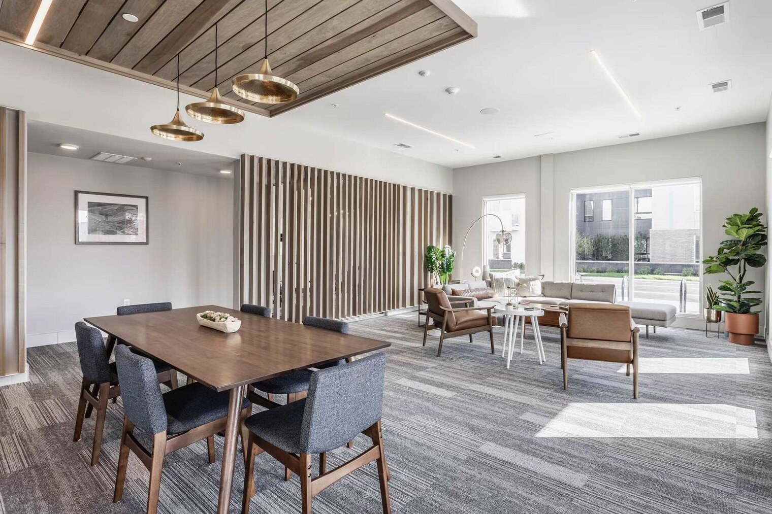 Building Photo - 6160 N Rural St