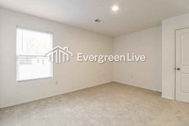 Building Photo - 108 Terrence Dr