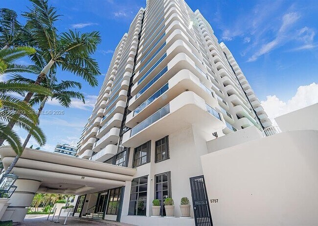 Building Photo - 5757 Collins Ave