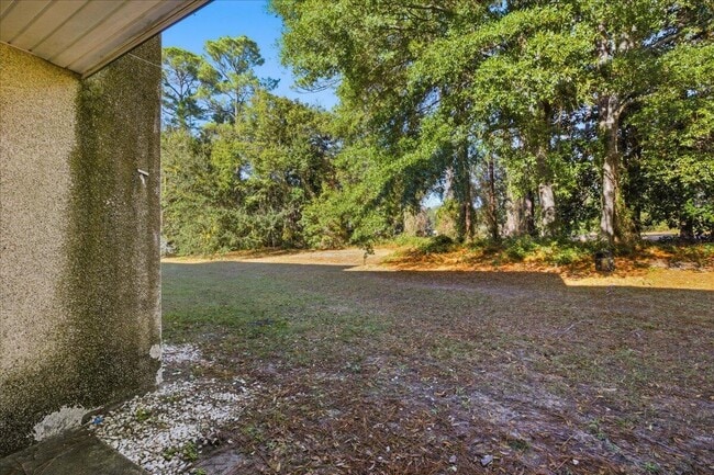 Building Photo - 1940 Bluewater Blvd